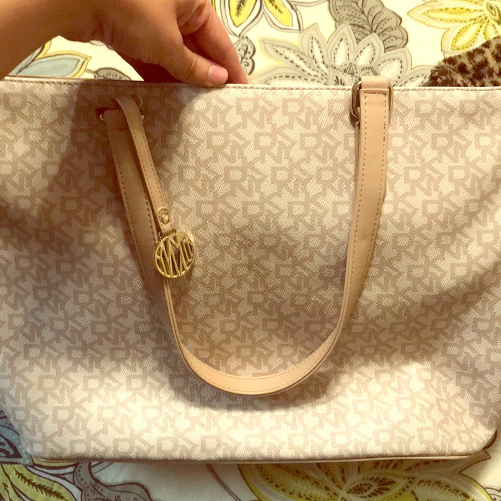 DKNY Purse! BRAND NEW